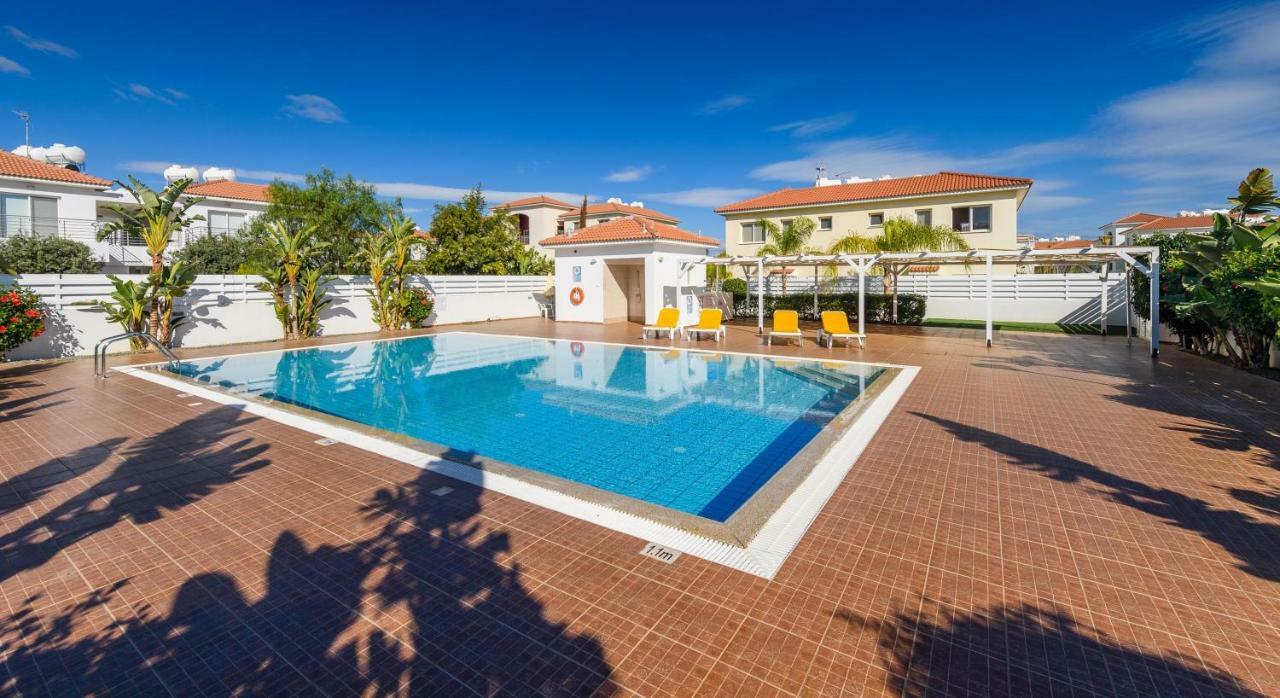 Mythical Sands Apartments Protaras Exterior photo